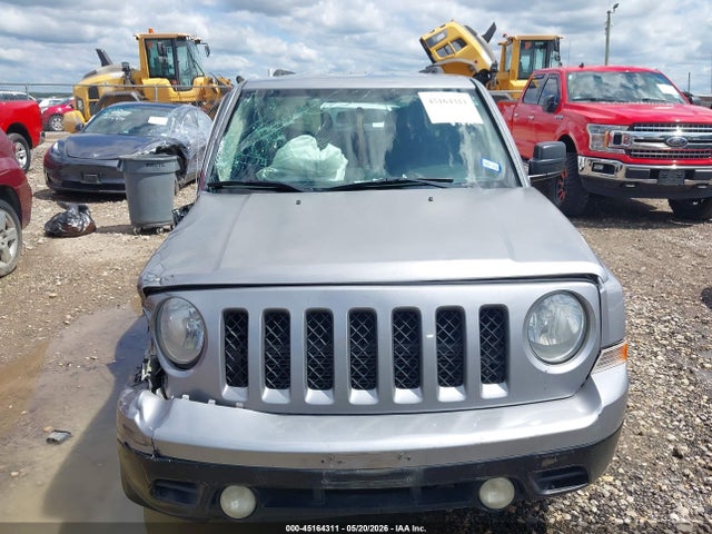 45164311 :رقم المزاد ، 1C4NJPBBXFD280974 vin ، 2015 Jeep Patriot Sport مزاد بيع