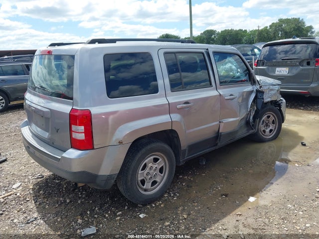 45164311 :رقم المزاد ، 1C4NJPBBXFD280974 vin ، 2015 Jeep Patriot Sport مزاد بيع