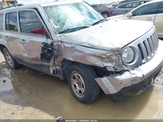 45164311 :رقم المزاد ، 1C4NJPBBXFD280974 vin ، 2015 Jeep Patriot Sport مزاد بيع