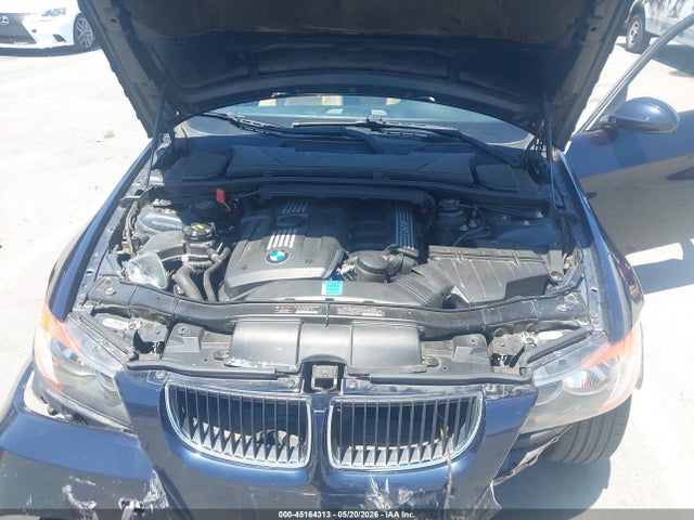45164313 :رقم المزاد ، WBAVC535X8FZ85432 vin ، 2008 Bmw 328i مزاد بيع