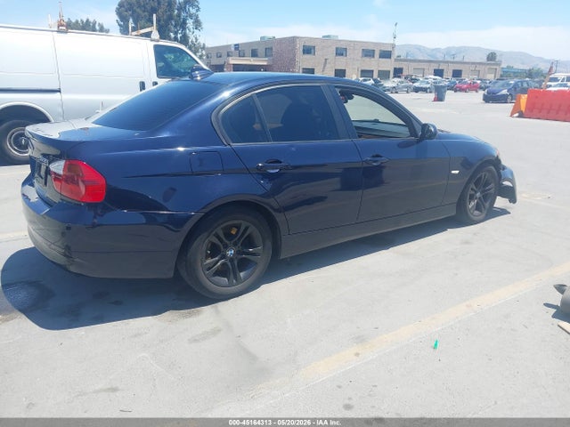 45164313 :رقم المزاد ، WBAVC535X8FZ85432 vin ، 2008 Bmw 328i مزاد بيع