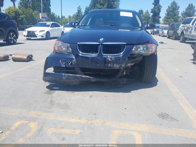 45164313 :رقم المزاد ، WBAVC535X8FZ85432 vin ، 2008 Bmw 328i مزاد بيع