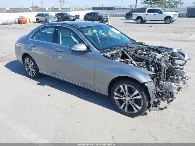 2015 Mercedes-benz C 300 Luxury მანქანა იყიდება აუქციონზე, vin: 55SWF4JB6FU085242, აუქციონის ნომერი: 45164348