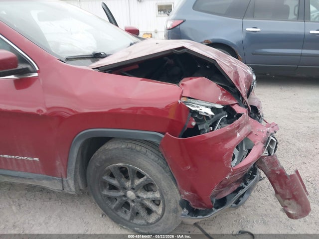 1C4PJMCB5HW660074 Jeep Cherokee Latitude 4x4