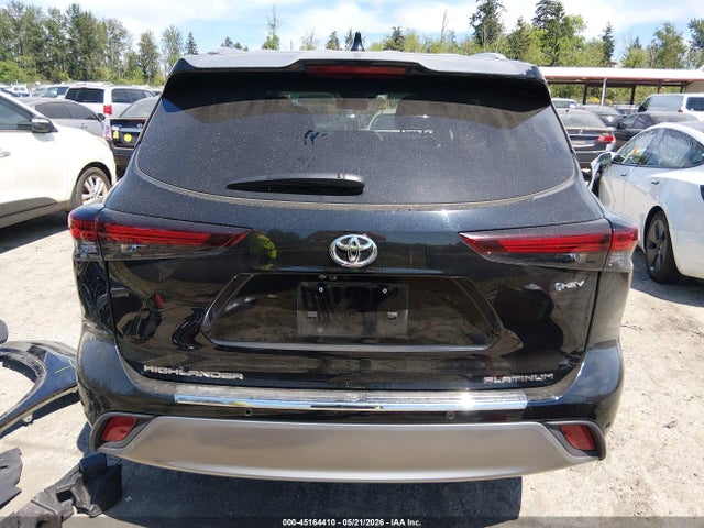 Toyota Highlander Hybrid Platinum 2025 5TDEBRCH4SS658877 Image 17