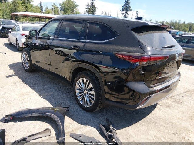 Toyota Highlander Hybrid Platinum 2025 5TDEBRCH4SS658877 Image 3