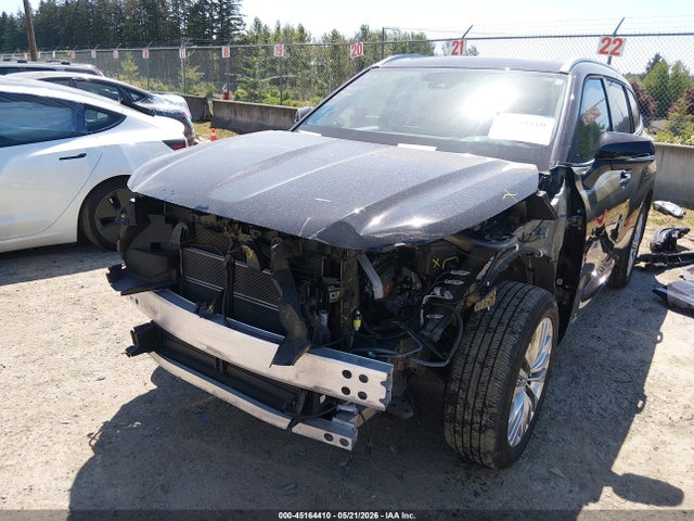 Toyota Highlander Hybrid Platinum 2025 5TDEBRCH4SS658877 Image 6