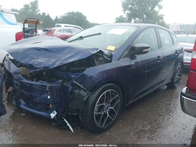 45164465 :رقم المزاد ، 1FADP3M20HL210754 vin ، 2017 Ford Focus Sel مزاد بيع