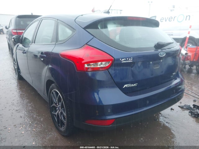 45164465 :رقم المزاد ، 1FADP3M20HL210754 vin ، 2017 Ford Focus Sel مزاد بيع