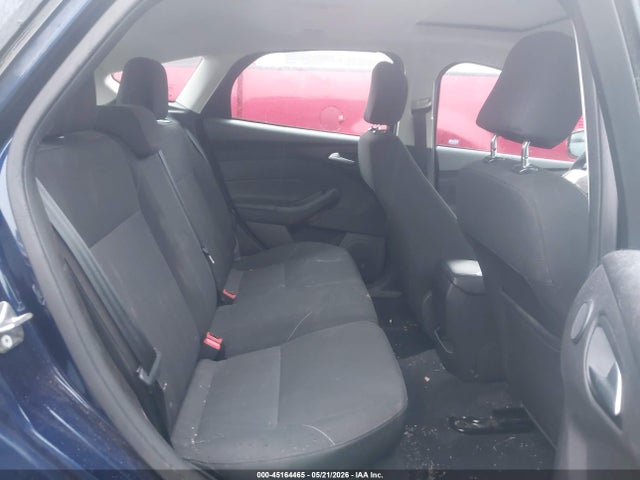 45164465 :رقم المزاد ، 1FADP3M20HL210754 vin ، 2017 Ford Focus Sel مزاد بيع