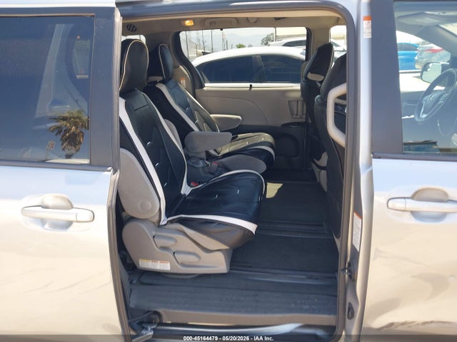 Продажа на аукционе авто 2016 Toyota Sienna Le 8 Passenger, vin: 5TDKK3DC3GS739329, номер лота: 45164479