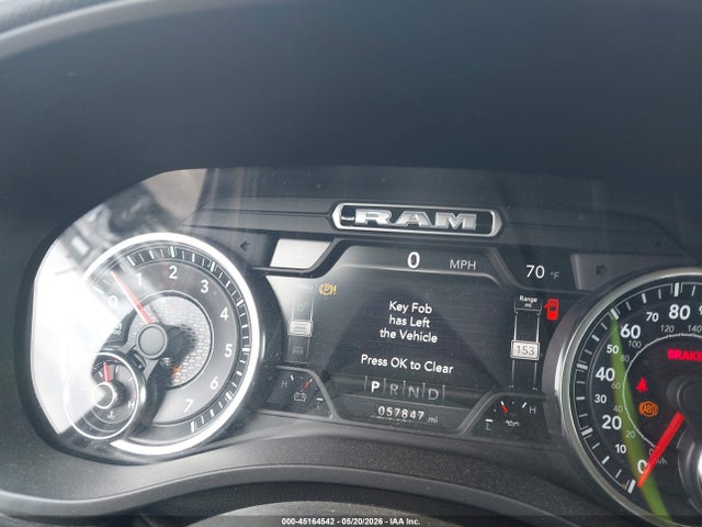 2020 Ram 1500 Big Horn/lone Star მანქანა იყიდება აუქციონზე, vin: 1C6SRFFT1LN378474, აუქციონის ნომერი: 45164542