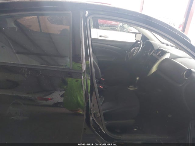 3N1CN7AP7JL876381 Nissan Versa 1.6 Sv