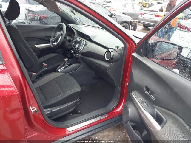 45164649 :رقم المزاد ، 3N1CP5CU1JL534944 vin ، 2018 Nissan Kicks Sv مزاد بيع