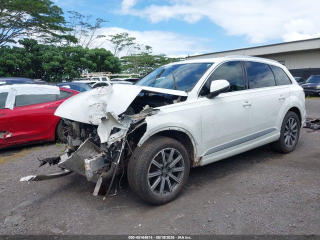 WA1LHAF74JD039890 Audi Q7 2.0t Premium