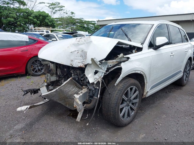 WA1LHAF74JD039890 Audi Q7 2.0t Premium