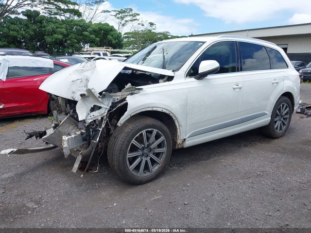 WA1LHAF74JD039890 Audi Q7 2.0t Premium