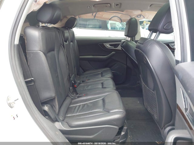WA1LHAF74JD039890 Audi Q7 2.0t Premium
