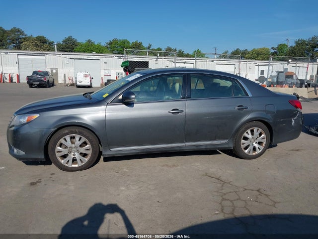 45164708 :رقم المزاد ، 4T1BK3DB2BU394494 vin ، 2011 Toyota Avalon مزاد بيع
