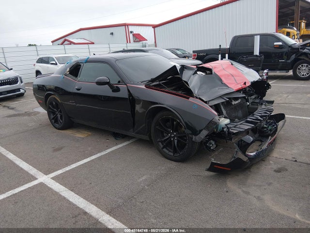 Продаж на аукціоні авто 2018 Dodge Challenger Sxt Plus, vin: 2C3CDZAG5JH161396, номер лоту: 45164748