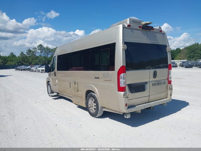 2017 Ram Promaster 3500 High Roof მანქანა იყიდება აუქციონზე, vin: 3C6URVJG9GE102745, აუქციონის ნომერი: 45164751
