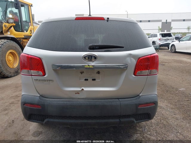 2011 Kia Sorento Lx მანქანა იყიდება აუქციონზე, vin: 5XYKT3A16BG135537, აუქციონის ნომერი: 45164773