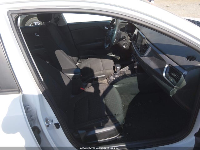 3KPA24AB7KE182554 KIA RIO S