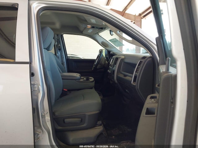 Aukcja sprzedaży 2017 Ram 3500 Tradesman  4x4 6'4 Box, vin: 3C63R3CL7HG623155, numer aukcji: 45164792