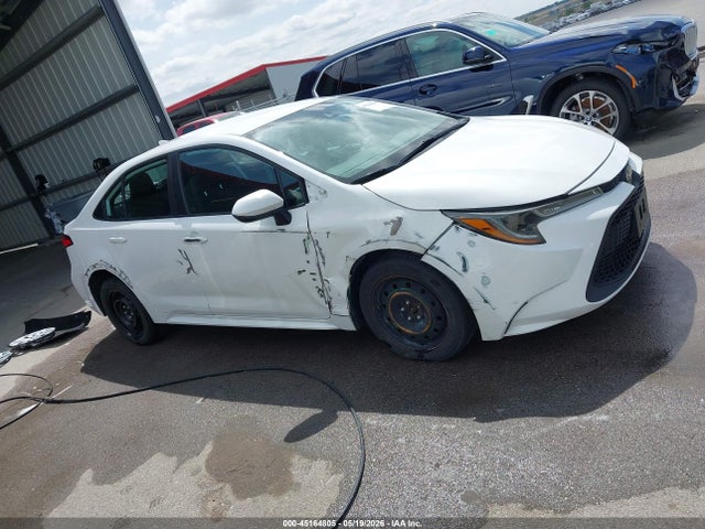 45164805 :رقم المزاد ، 5YFEPMAE8NP275390 vin ، 2022 Toyota Corolla Le مزاد بيع