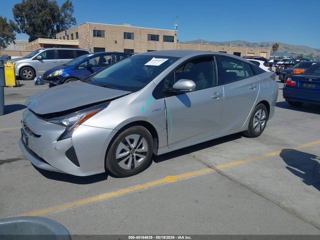 2017 Toyota Prius Two მანქანა იყიდება აუქციონზე, vin: JTDKBRFU7H3575451, აუქციონის ნომერი: 45164839