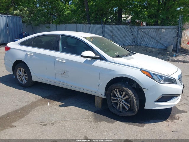 2017 Hyundai Sonata მანქანა იყიდება აუქციონზე, vin: 5NPE24AF5HH584985, აუქციონის ნომერი: 45164861