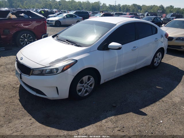 Продажа на аукционе авто 2017 Kia Forte Lx, vin: 3KPFL4A72HE028227, номер лота: 45164862