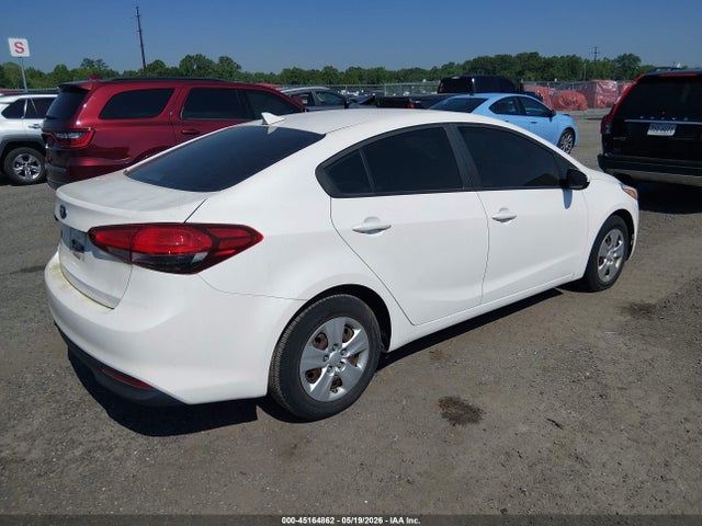 Продажа на аукционе авто 2017 Kia Forte Lx, vin: 3KPFL4A72HE028227, номер лота: 45164862