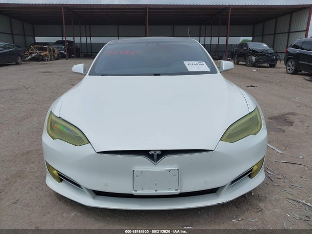2016 Tesla Model S 60/70/75/85 მანქანა იყიდება აუქციონზე, vin: 5YJSA1E10GF172828, აუქციონის ნომერი: 45164900