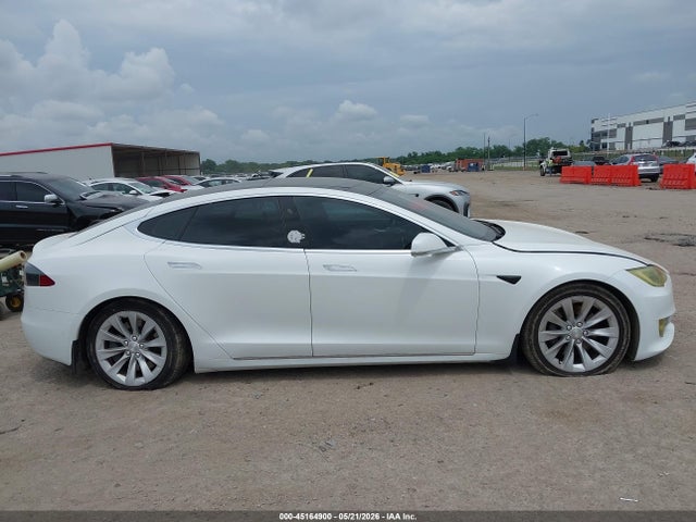 2016 Tesla Model S 60/70/75/85 მანქანა იყიდება აუქციონზე, vin: 5YJSA1E10GF172828, აუქციონის ნომერი: 45164900