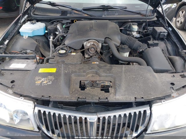 Продаж на аукціоні авто 2001 Lincoln Town Car Signature, vin: 1LNHM82W61Y732736, номер лоту: 45164923