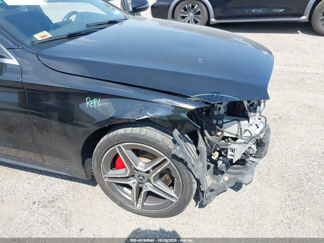 2020 Mercedes-benz C 300 4matic მანქანა იყიდება აუქციონზე, vin: 55SWF8EB9LU330175, აუქციონის ნომერი: 45164940