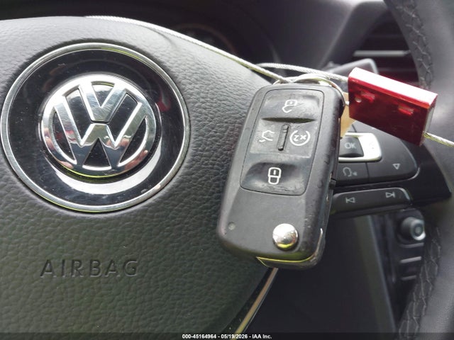 Продаж на аукціоні авто 2021 Volkswagen Passat 2.0t Se, vin: 1VWSA7A33MC015102, номер лоту: 45164964