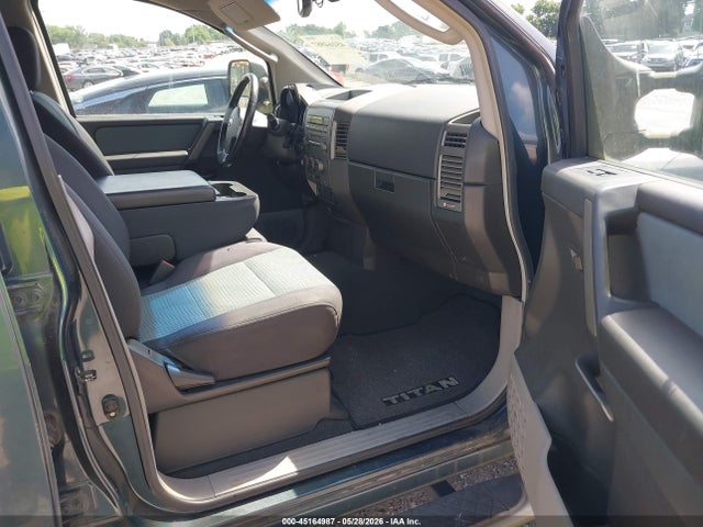 45164987 :رقم المزاد ، 1N6AA07B44N553684 vin ، 2004 Nissan Titan Se مزاد بيع