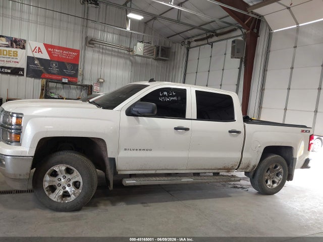 2014 Chevrolet Silverado 1500 2lt მანქანა იყიდება აუქციონზე, vin: 3GCUKRECXEG555642, აუქციონის ნომერი: 45165001