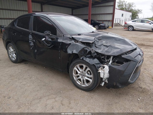 3MYDLBYV8HY155113 Toyota YARIS IA