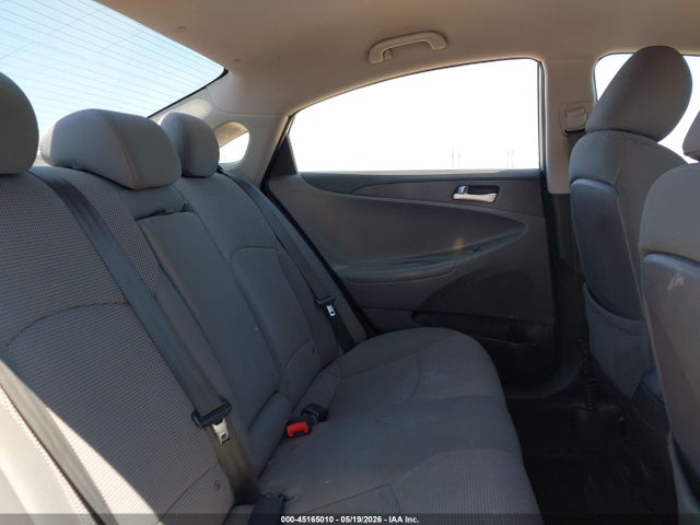 2013 Hyundai Sonata Gls მანქანა იყიდება აუქციონზე, vin: 5NPEB4AC4DH587554, აუქციონის ნომერი: 45165010