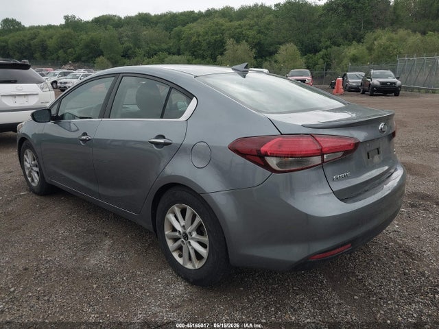 45165017 :رقم المزاد ، 3KPFL4A70HE108397 vin ، 2017 Kia Forte S مزاد بيع