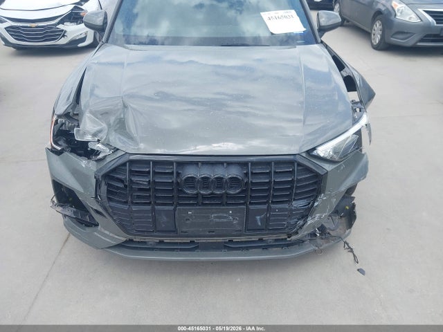 2021 Audi Q3 Premium 45 Tfsi S Line Quattro Tiptronic მანქანა იყიდება აუქციონზე, vin: WA1DECF3XM1073800, აუქციონის ნომერი: 45165031