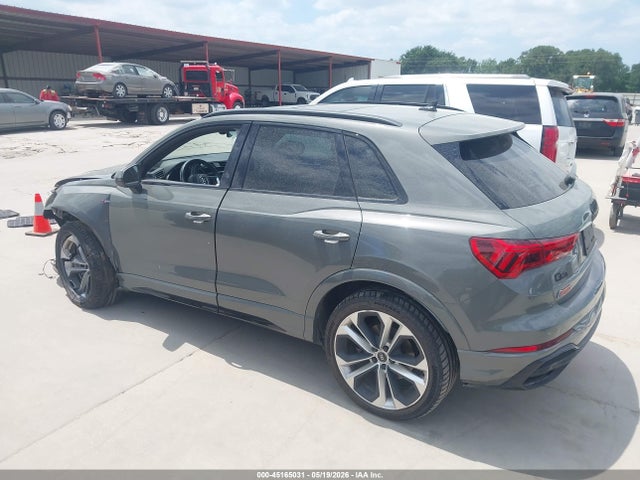 2021 Audi Q3 Premium 45 Tfsi S Line Quattro Tiptronic მანქანა იყიდება აუქციონზე, vin: WA1DECF3XM1073800, აუქციონის ნომერი: 45165031