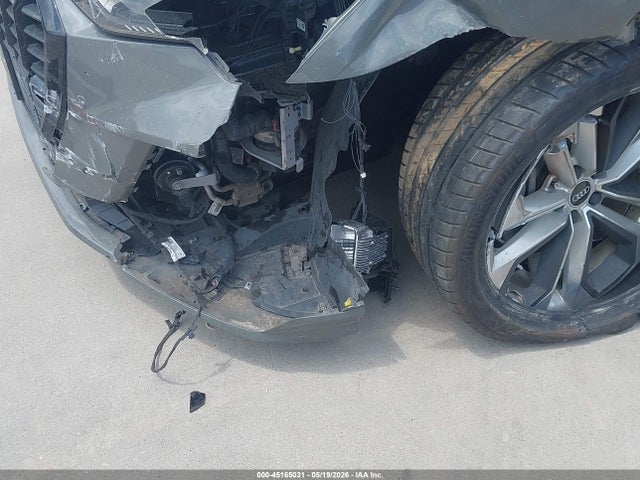 2021 Audi Q3 Premium 45 Tfsi S Line Quattro Tiptronic მანქანა იყიდება აუქციონზე, vin: WA1DECF3XM1073800, აუქციონის ნომერი: 45165031