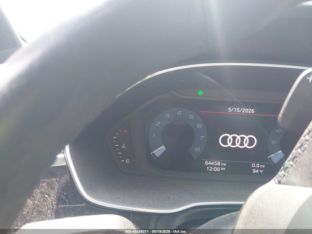 2021 Audi Q3 Premium 45 Tfsi S Line Quattro Tiptronic მანქანა იყიდება აუქციონზე, vin: WA1DECF3XM1073800, აუქციონის ნომერი: 45165031