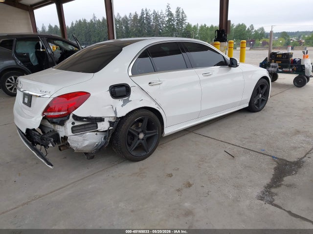 2015 Mercedes-benz C 300 4matic/luxury 4matic/sport 4matic მანქანა იყიდება აუქციონზე, vin: 55SWF4KB1FU068914, აუქციონის ნომერი: 45165033