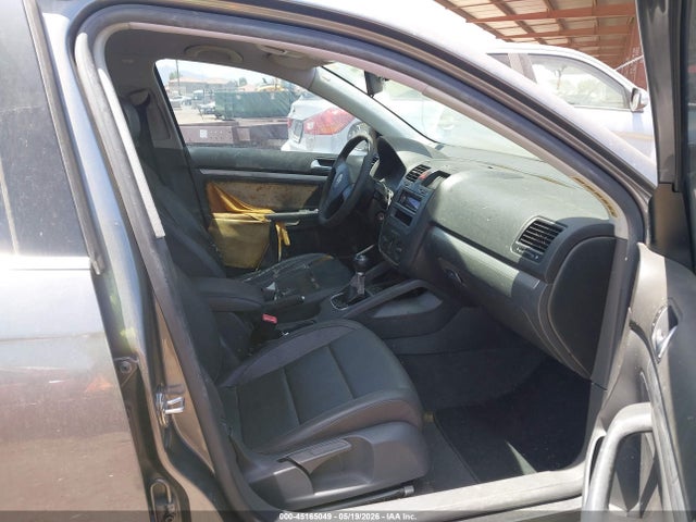 2006 Volkswagen Jetta 2.5 მანქანა იყიდება აუქციონზე, vin: 3VWRF71K16M713507, აუქციონის ნომერი: 45165049