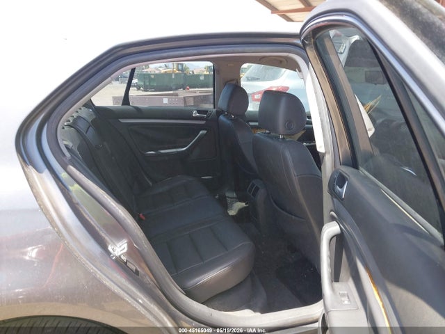 2006 Volkswagen Jetta 2.5 მანქანა იყიდება აუქციონზე, vin: 3VWRF71K16M713507, აუქციონის ნომერი: 45165049